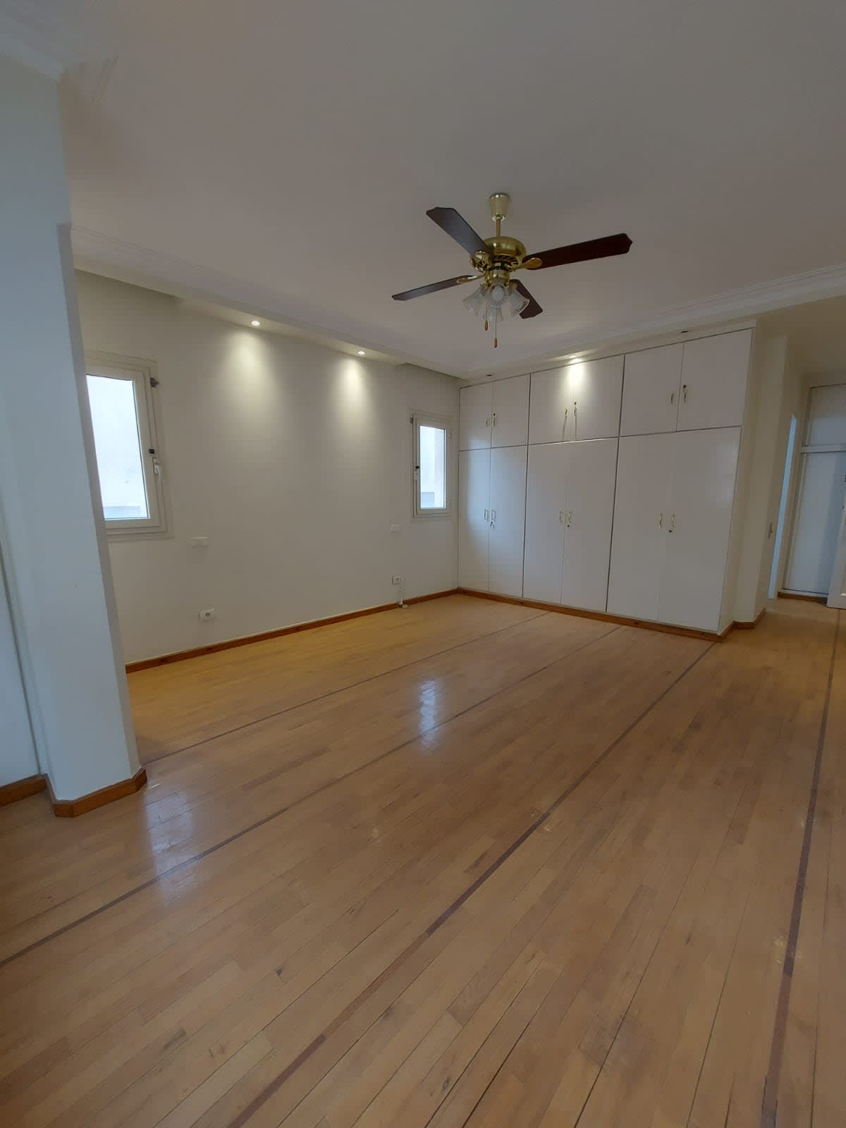 Fully Finished Administrative Office For Rent | 300m² | Sarayat .