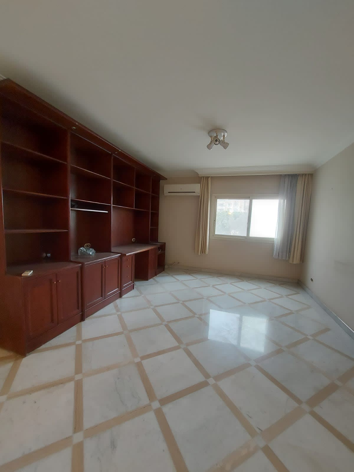 Modern Administrative Office For Rent | 300m² | Sarayat .