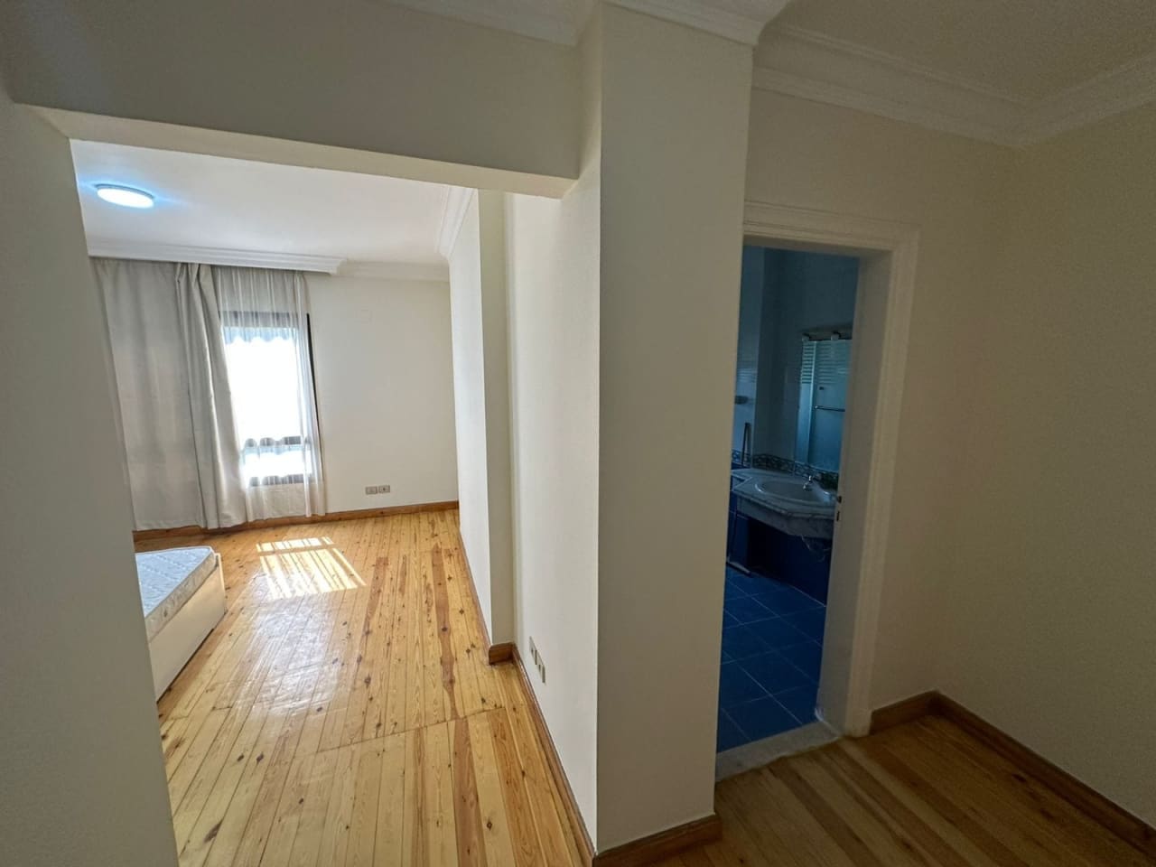 Charming Apartment With A Prime Sarayat Address.