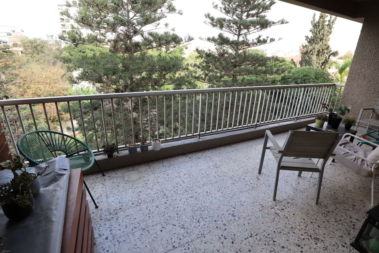 Cozy Family Apartment In The Heart Of Degla Maadi.