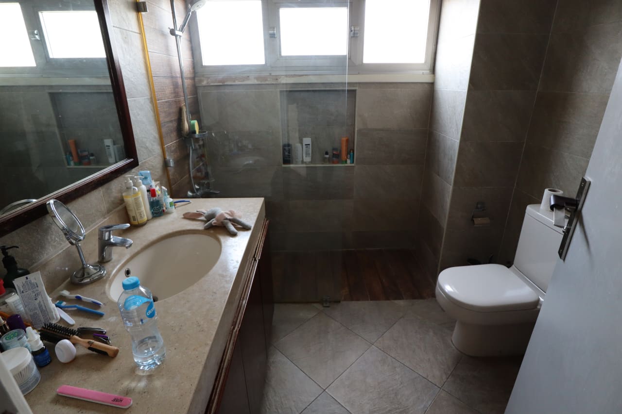 Cozy Family Apartment In The Heart Of Degla Maadi.