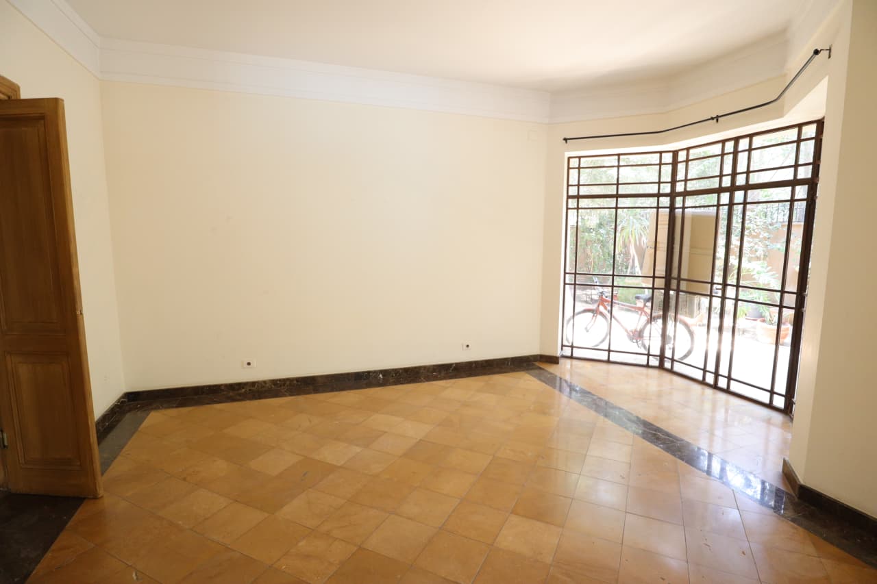 Luxurious Maadi Sarayat Villa Featuring A Private Swimming Pool For Rent.