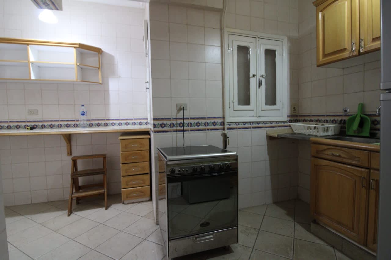 A Warm & Welcoming Furnished Apartment In Degla.