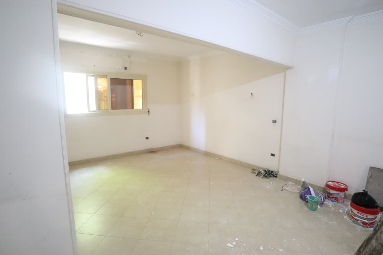 Unfurnished Apartment In The Heart Of Hay El Maadi