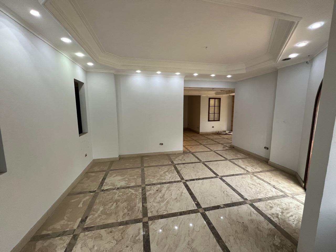 Administrative office for rent | 700 m² | El Maadi.