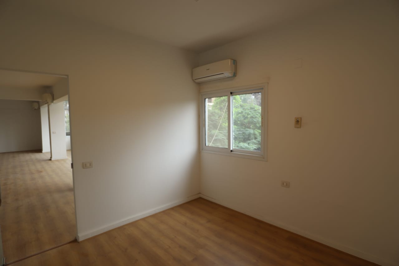 Administrative Office For Rent | 220m² | Degla. 
