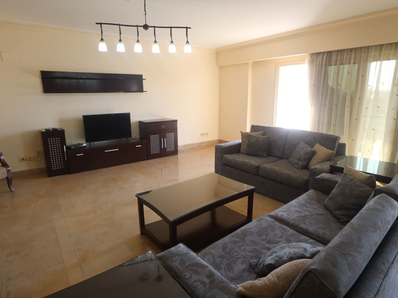 Sophisticated Living In A Furnished Degla Residence.