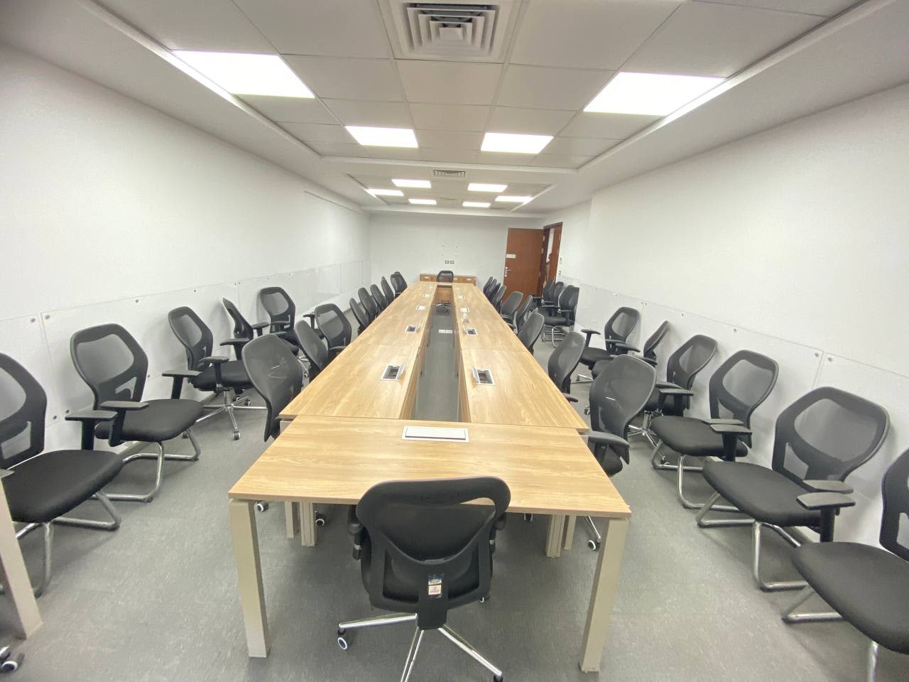 10 bedroom Office for rent in Maadi