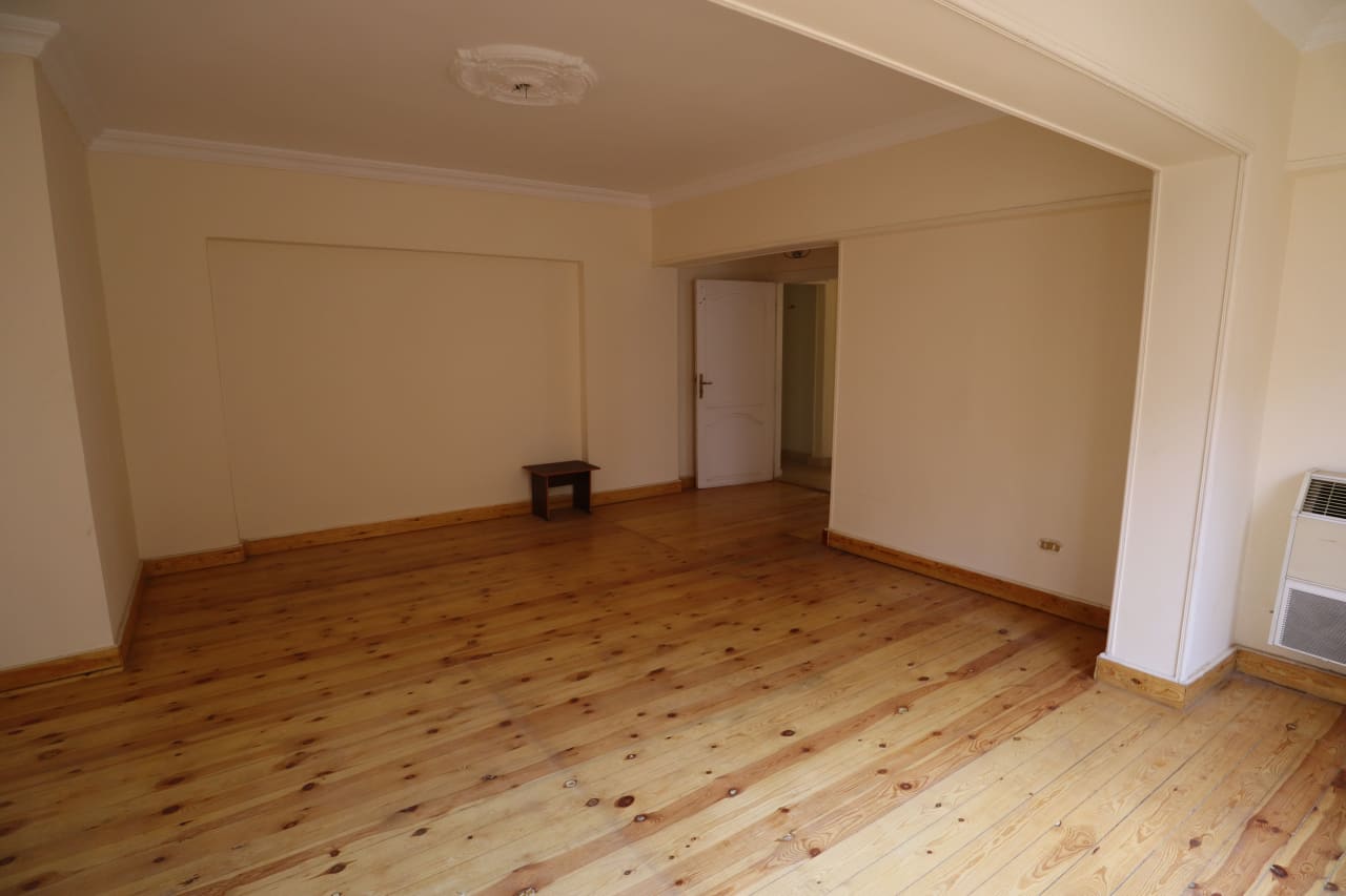 4 BR Apartment in Maadi Sarayat - 270 sqm 