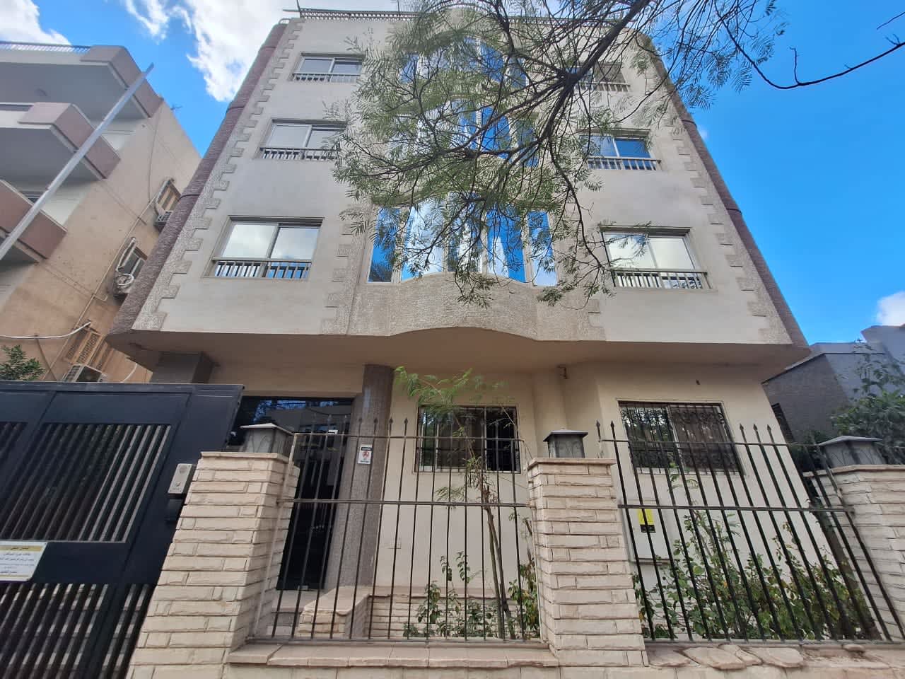 15 bedroom Office for rent in Degla
