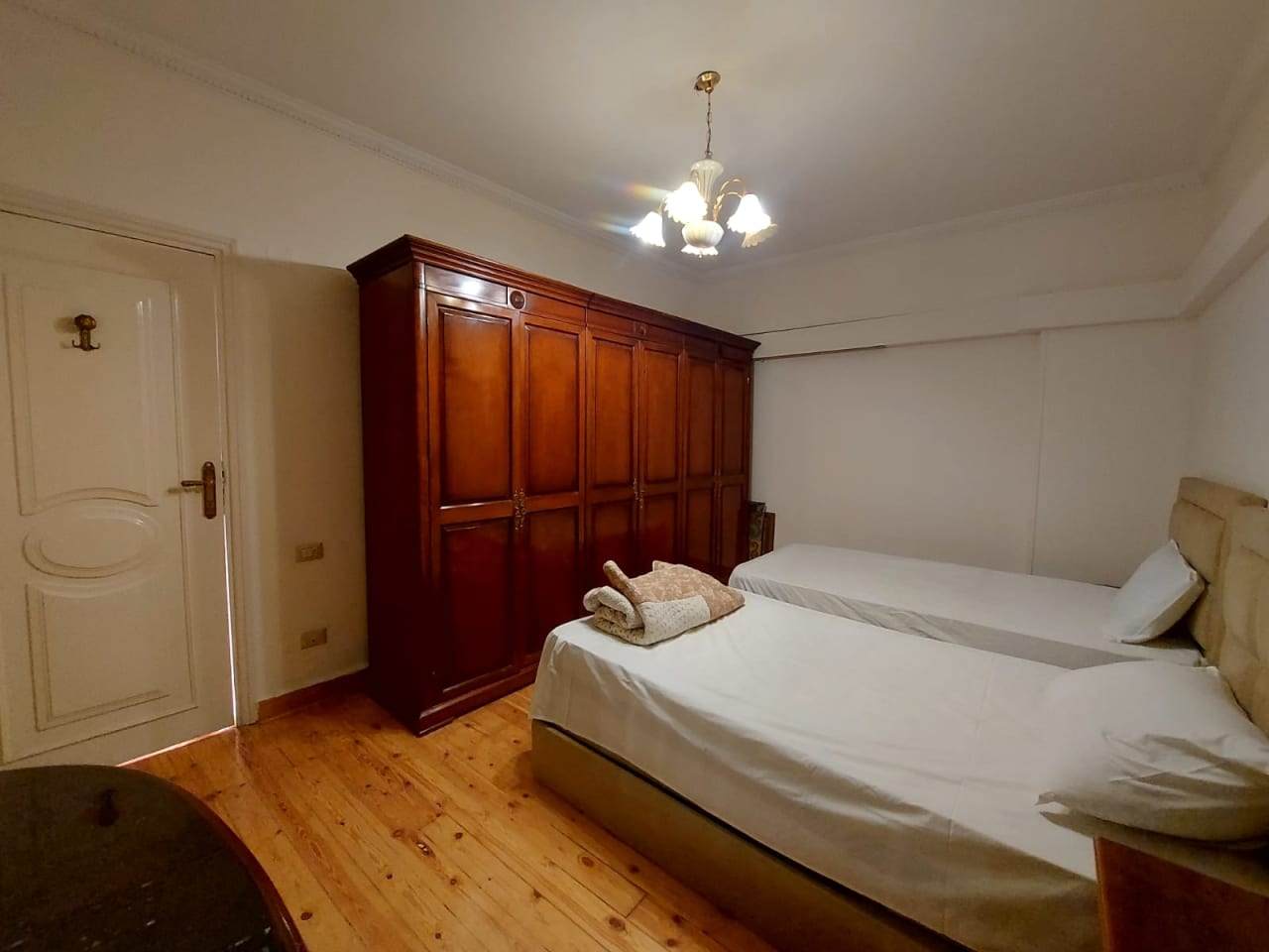 Bright And Charming Furnished Apartment In Zamalek.