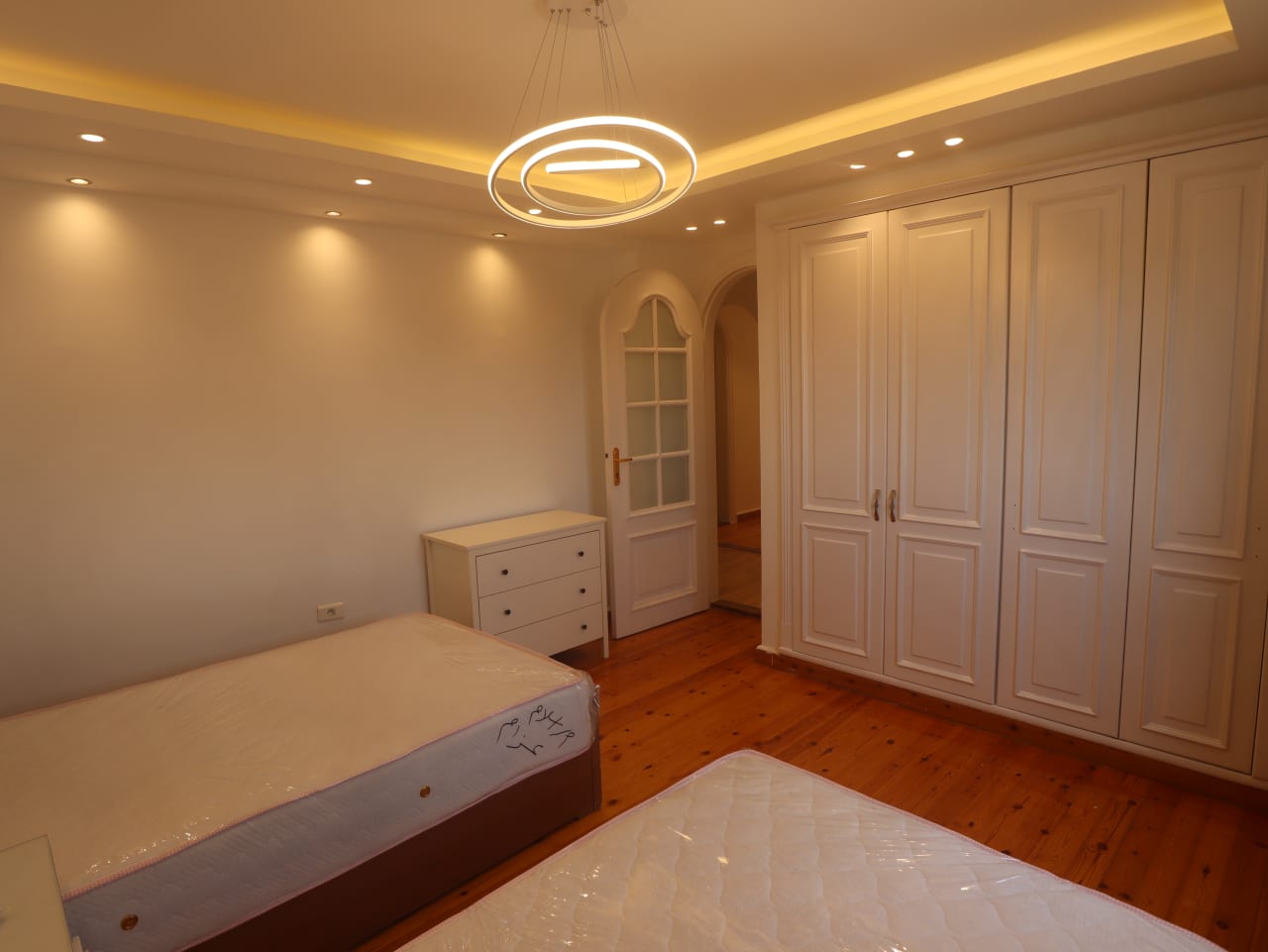 Modern Apartment In The Heart Of Maadi Sarayat For Rent
