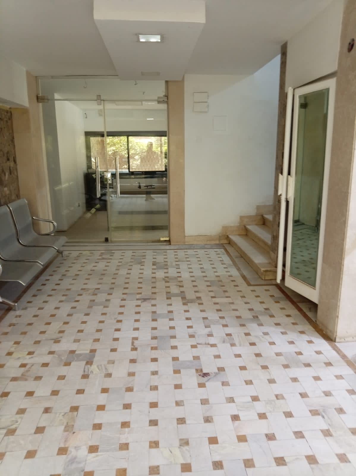 3 غرف نوم مكتب للإيجار في New Maadi