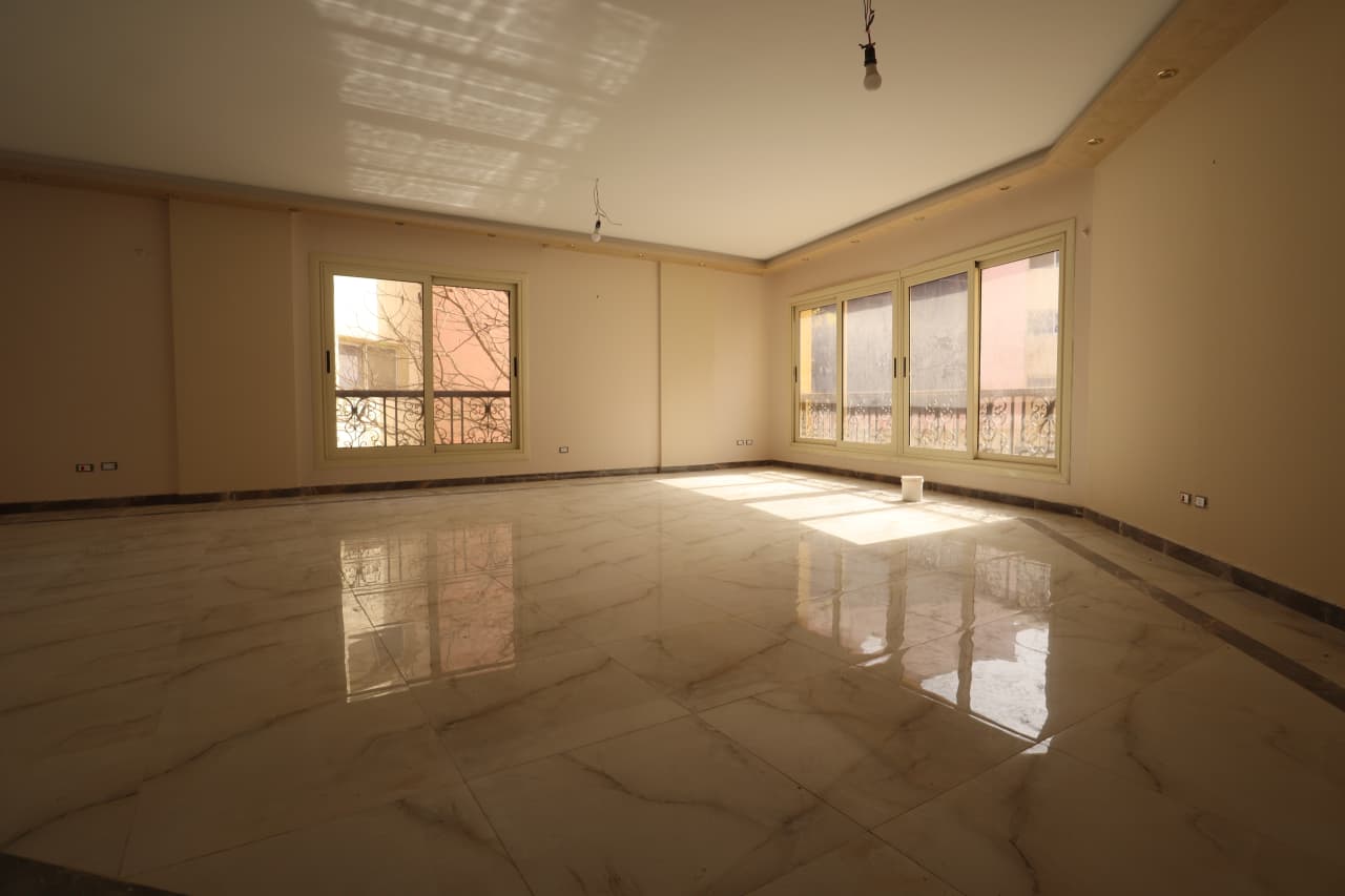 3 bedroom Apartment for rent in Degla