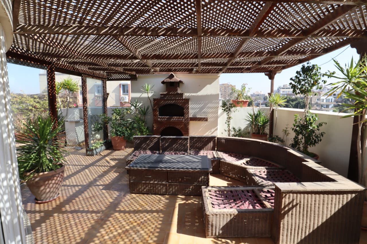 4 bedroom Penthouse for rent in Sarayat