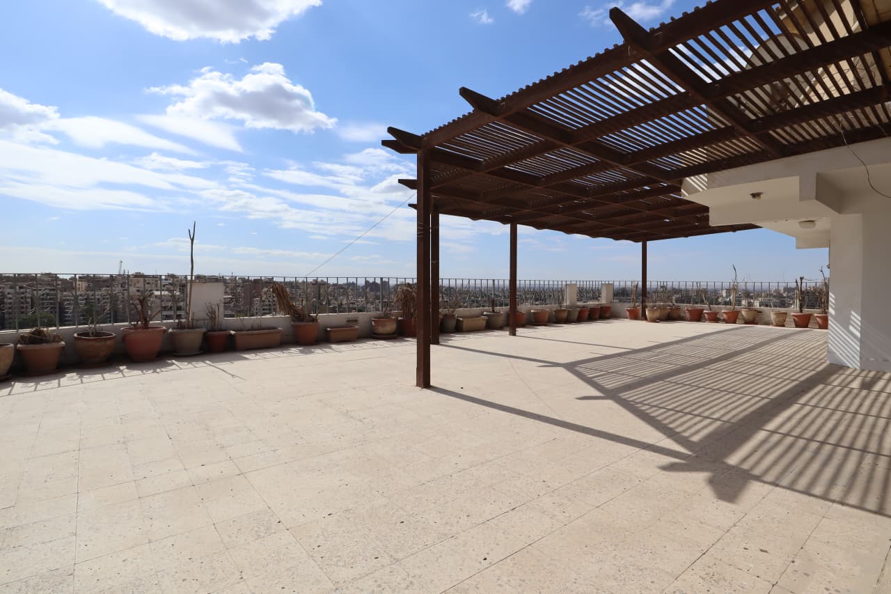 Exceptional 350 sqm Apartment in Maadi Degla