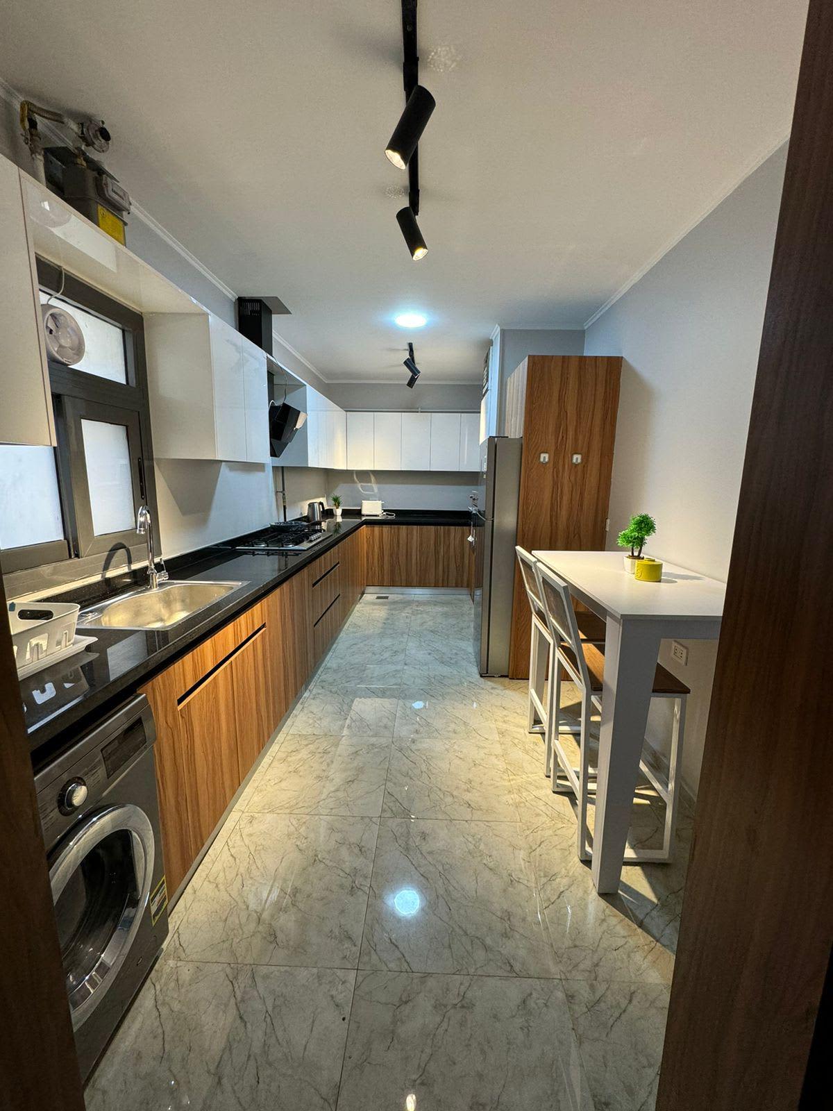 Fully Furnished Unit In New Cairo|187m²| Amazing View