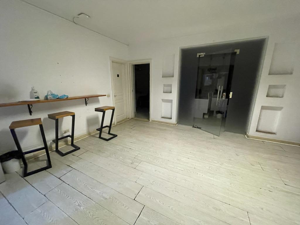 Administrative building for rent | 1500m² | El Maadi.