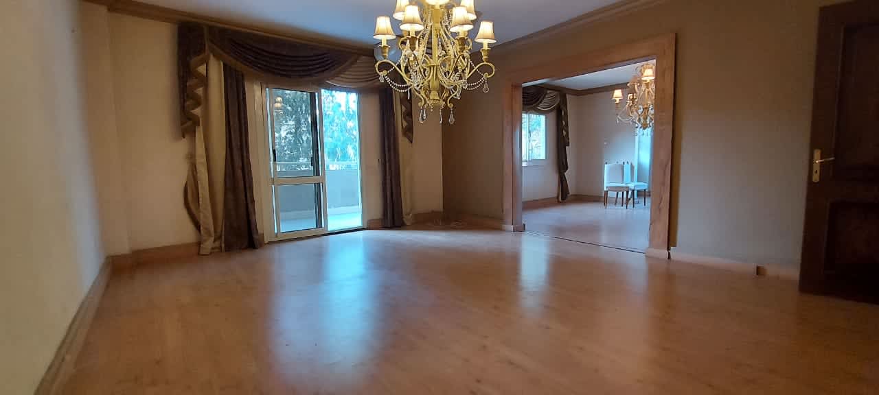 A Charming Penthouse Escape In The Heart Of Maadi Sarayat.