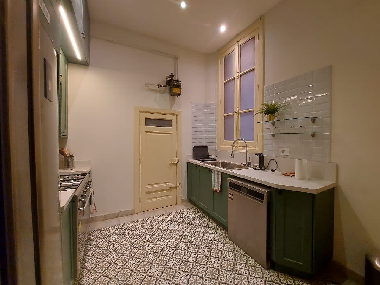Furnished Apartment with Premium Finishes|Zamalek|150m²