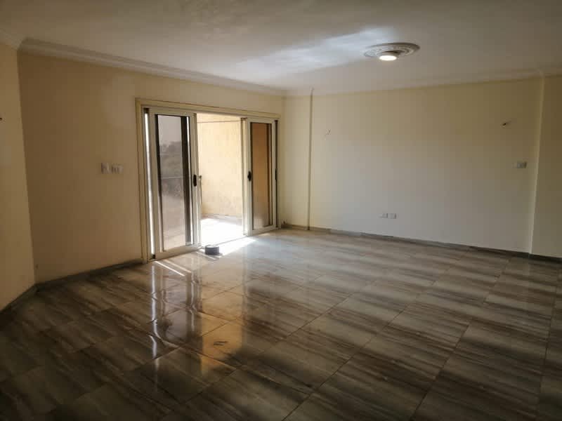 3 bedroom Apartment for rent in Degla