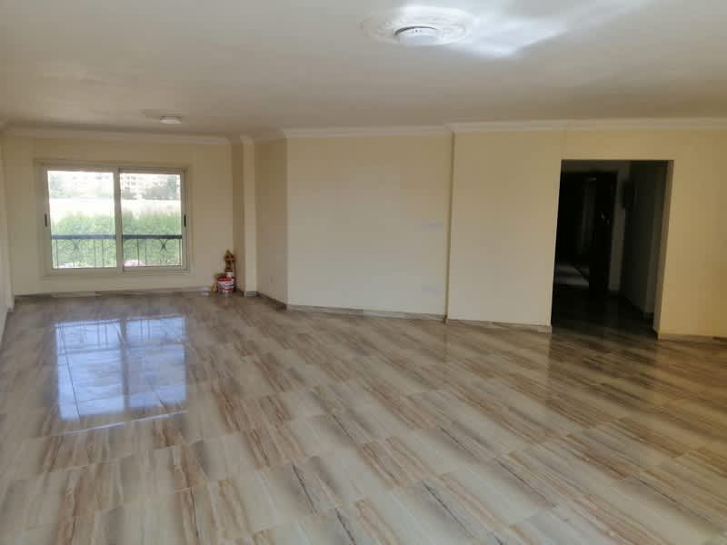 Modern Semi Furnished Apartment| Maadi Degla|220SQm.