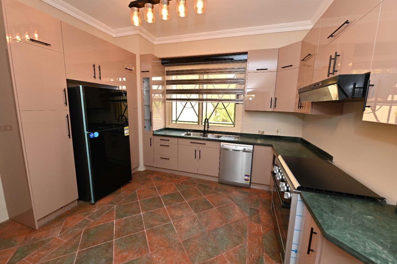 Stand Alone 4-Bedroom Villa on 700 sqm Plot