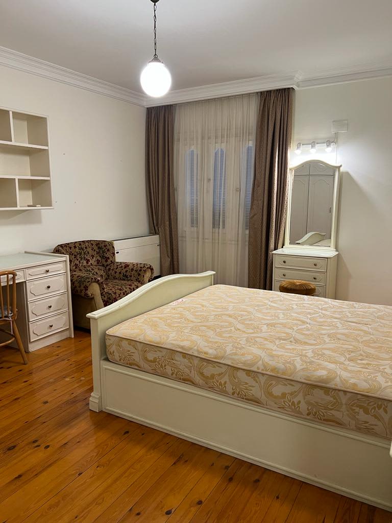 Furnished 3-Bedrooms Flat For Rent|Maadi Sarayat|240m²