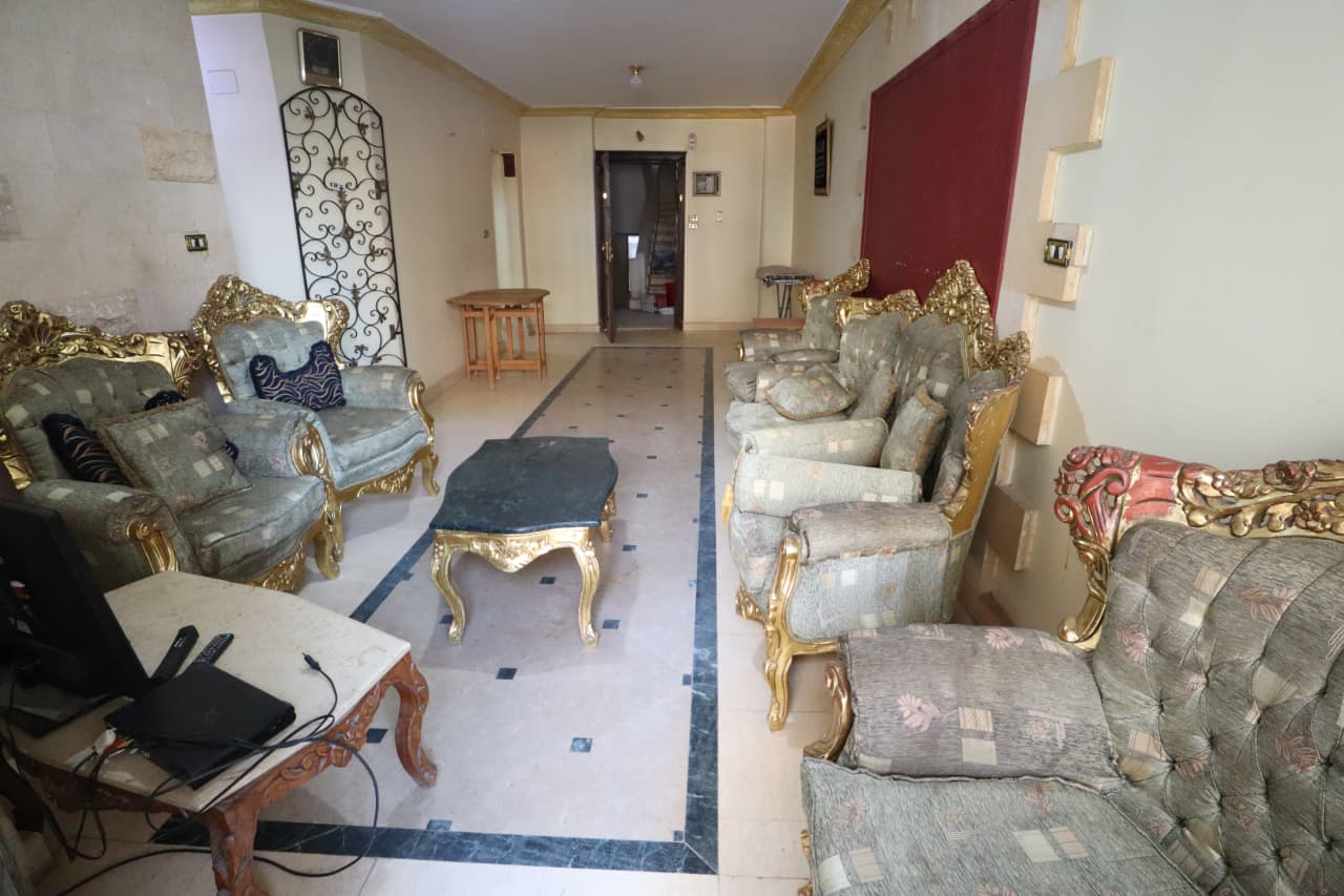 Furnished 2 Bedrooms Apartment in Maadi Sarayat