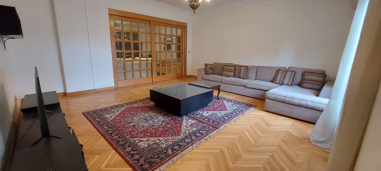 Warm & Inviting Furnished Apartment In Maadi Sarayat.