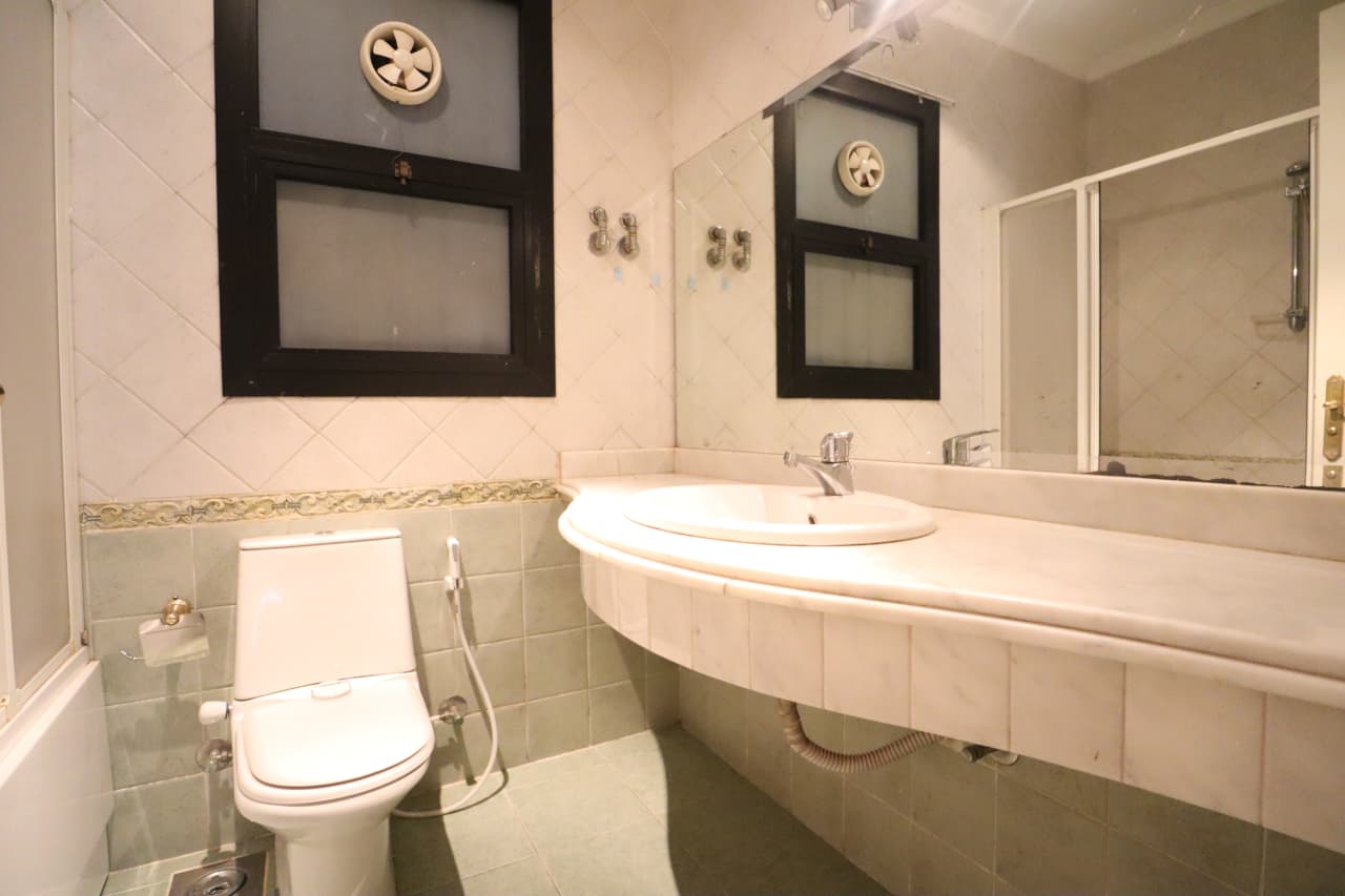 Beautiful Semi-Furnished Home In Maadi Sarayat.