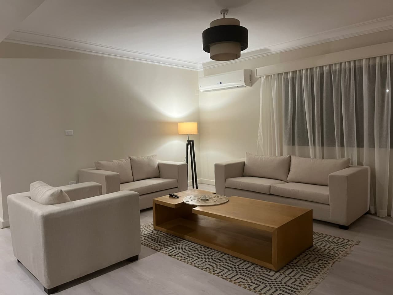 3 bedroom Duplex for rent in Degla
