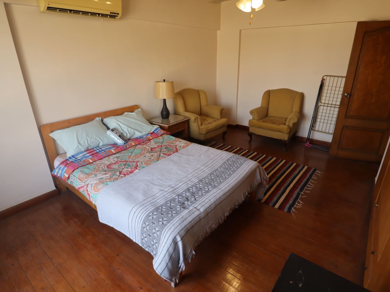 Furnished Apartment With Vibrant Street|126m²|Maadi Degla