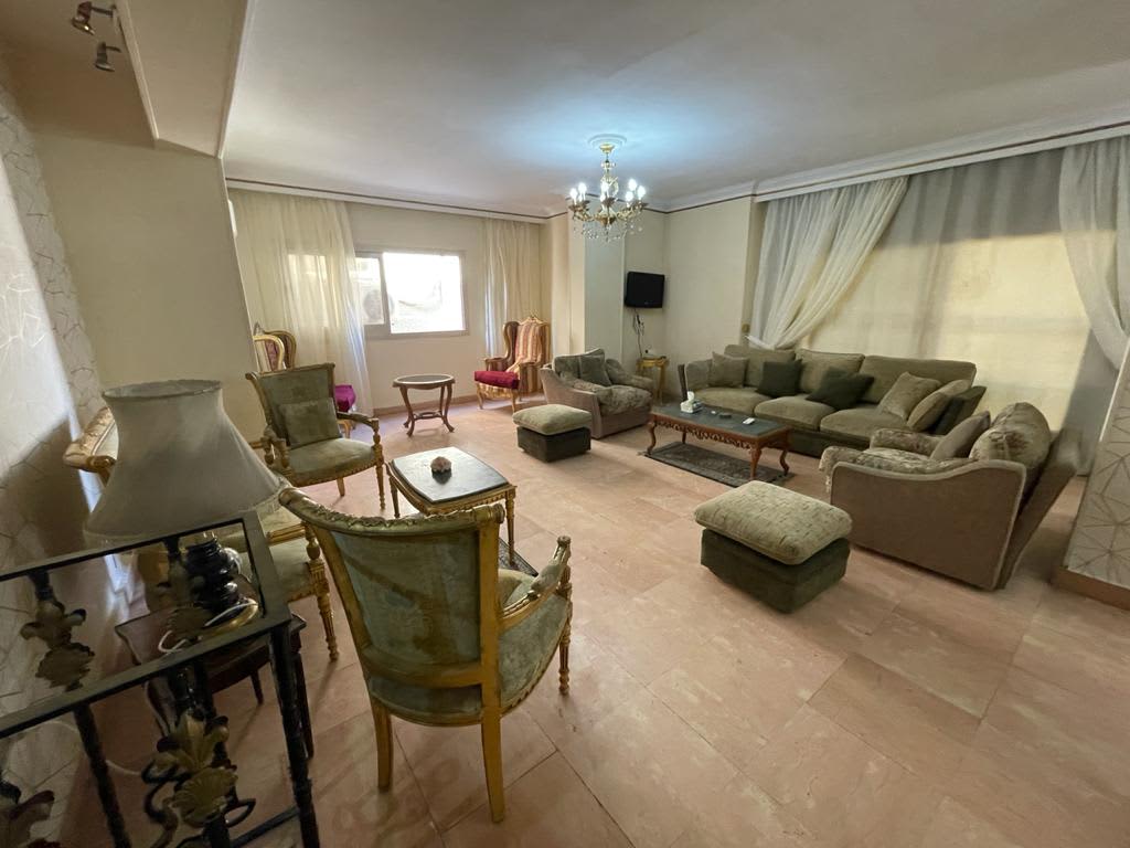 3 bedroom Apartment for rent in Degla