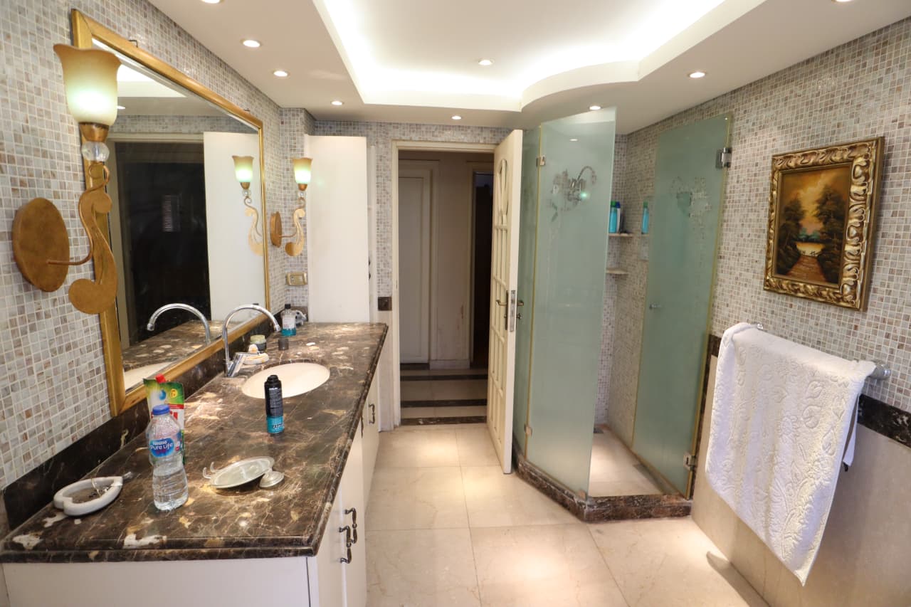 Premium Furnished Apartment in Maadi Degla With 220m²