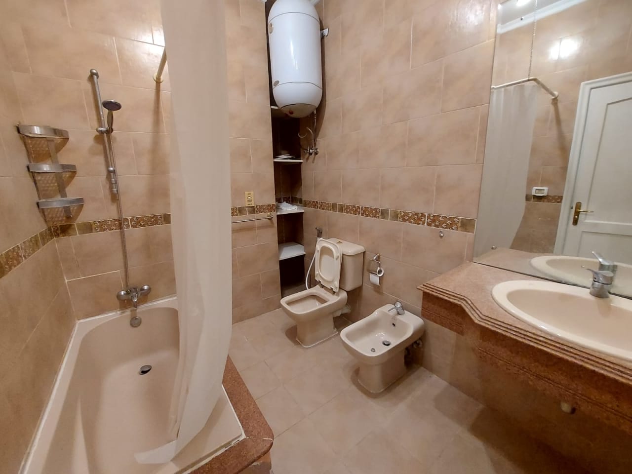 Amazing 6-Bedroom Villa in Katameya Heights