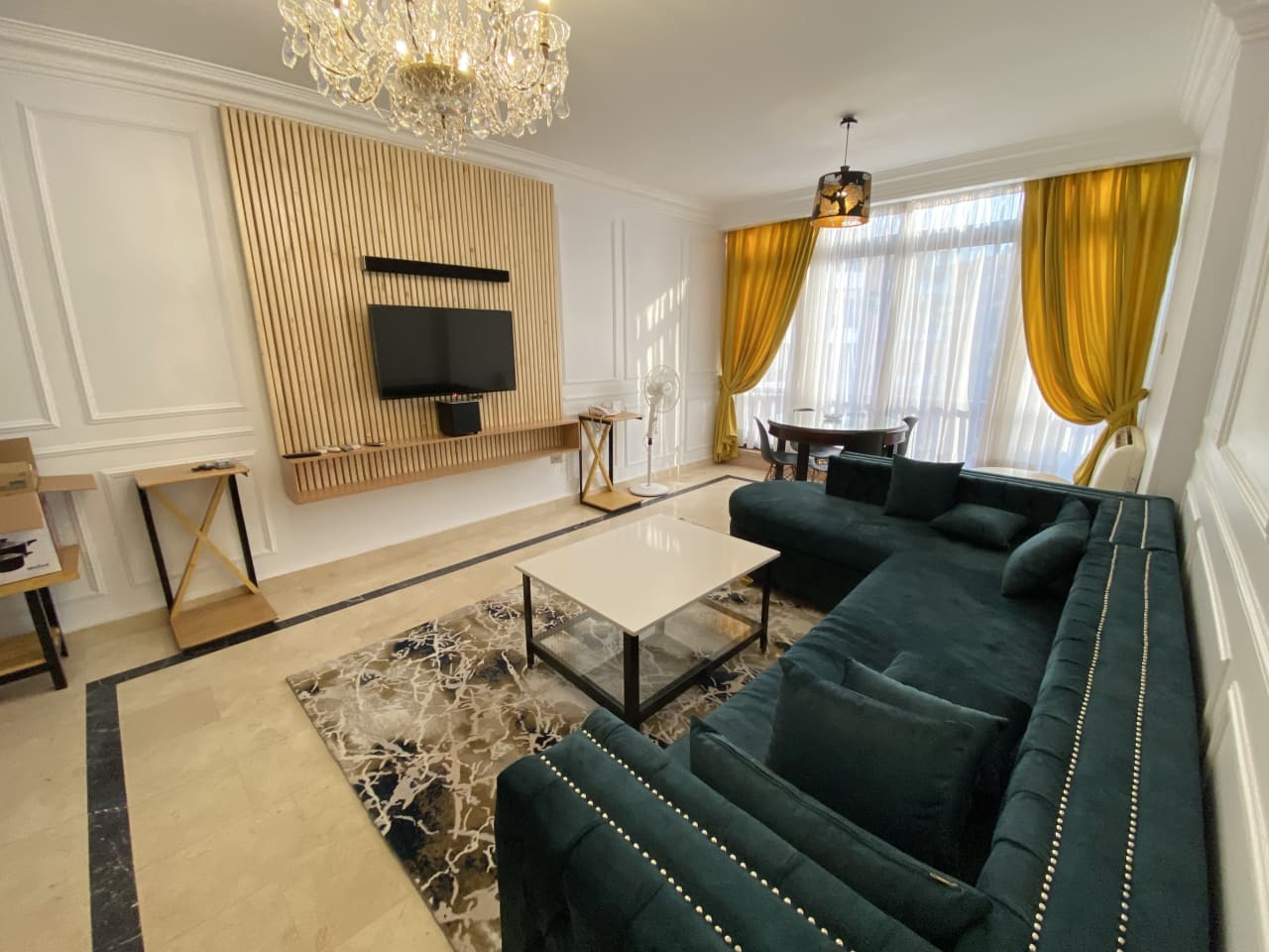 Bright 2-BR Apartment in Degla Near Amenities