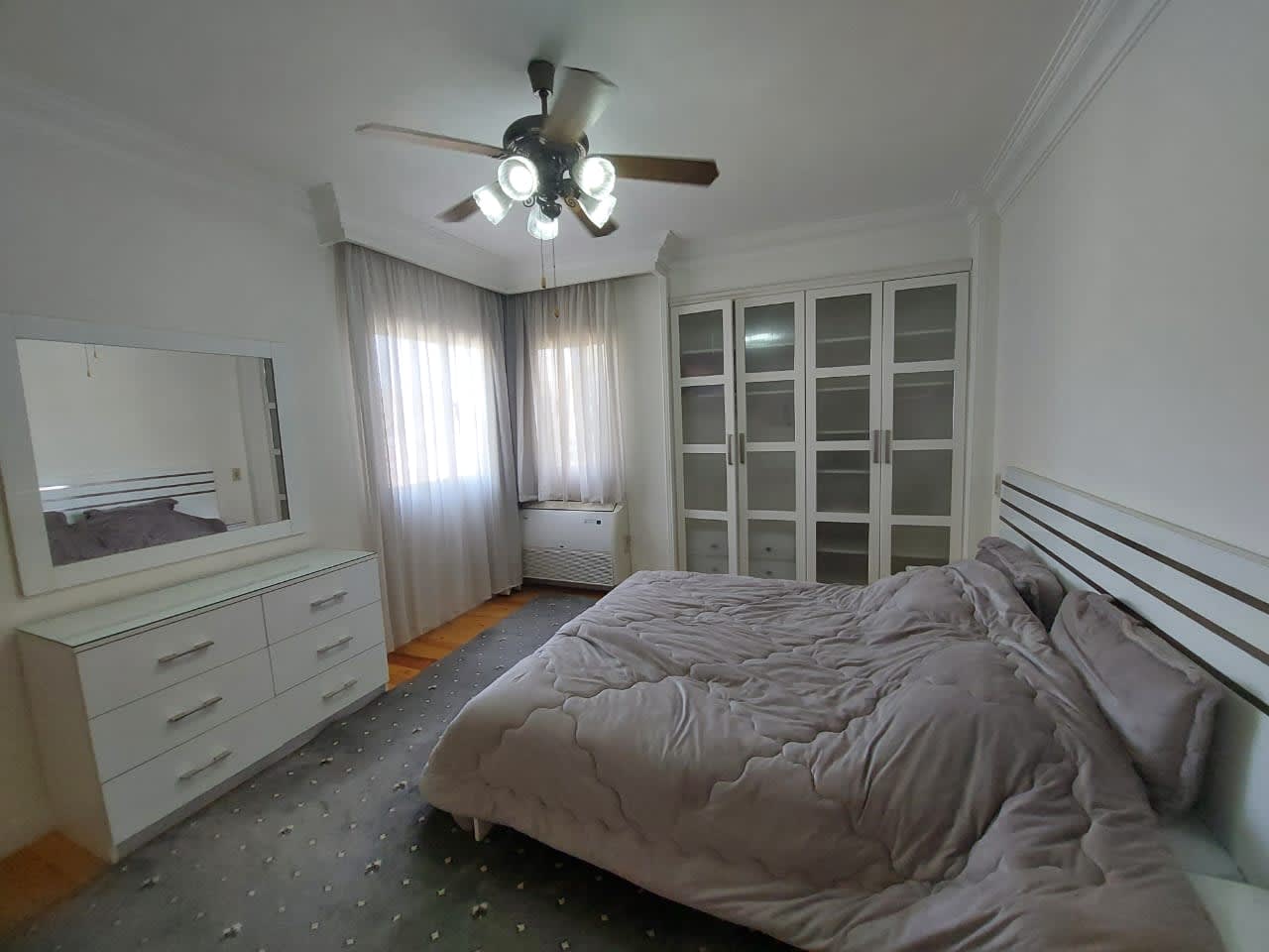 Bright 3-BR Apartment - 220 M2