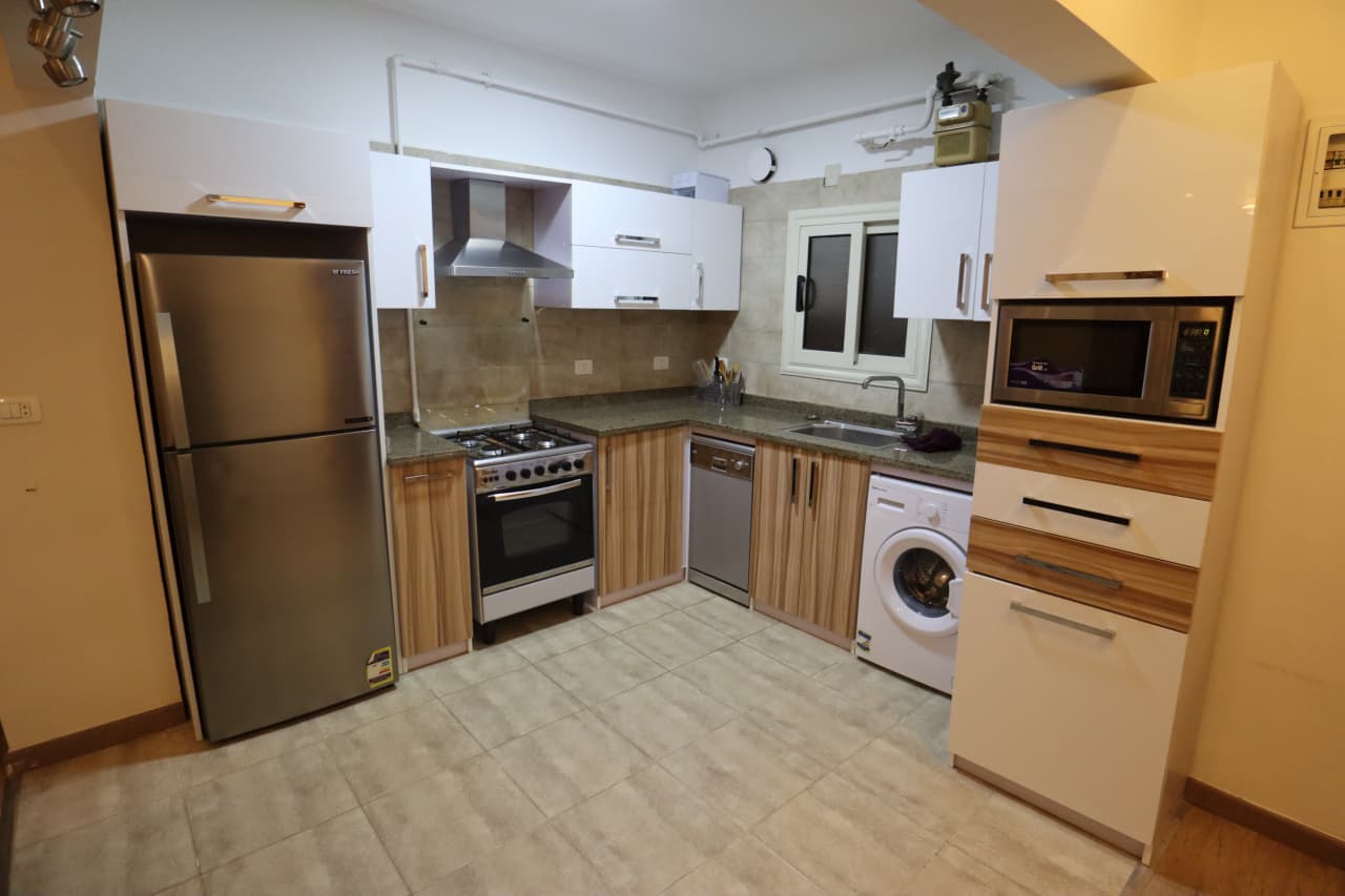 Charming 2-BR Apartment in Degla Maadi