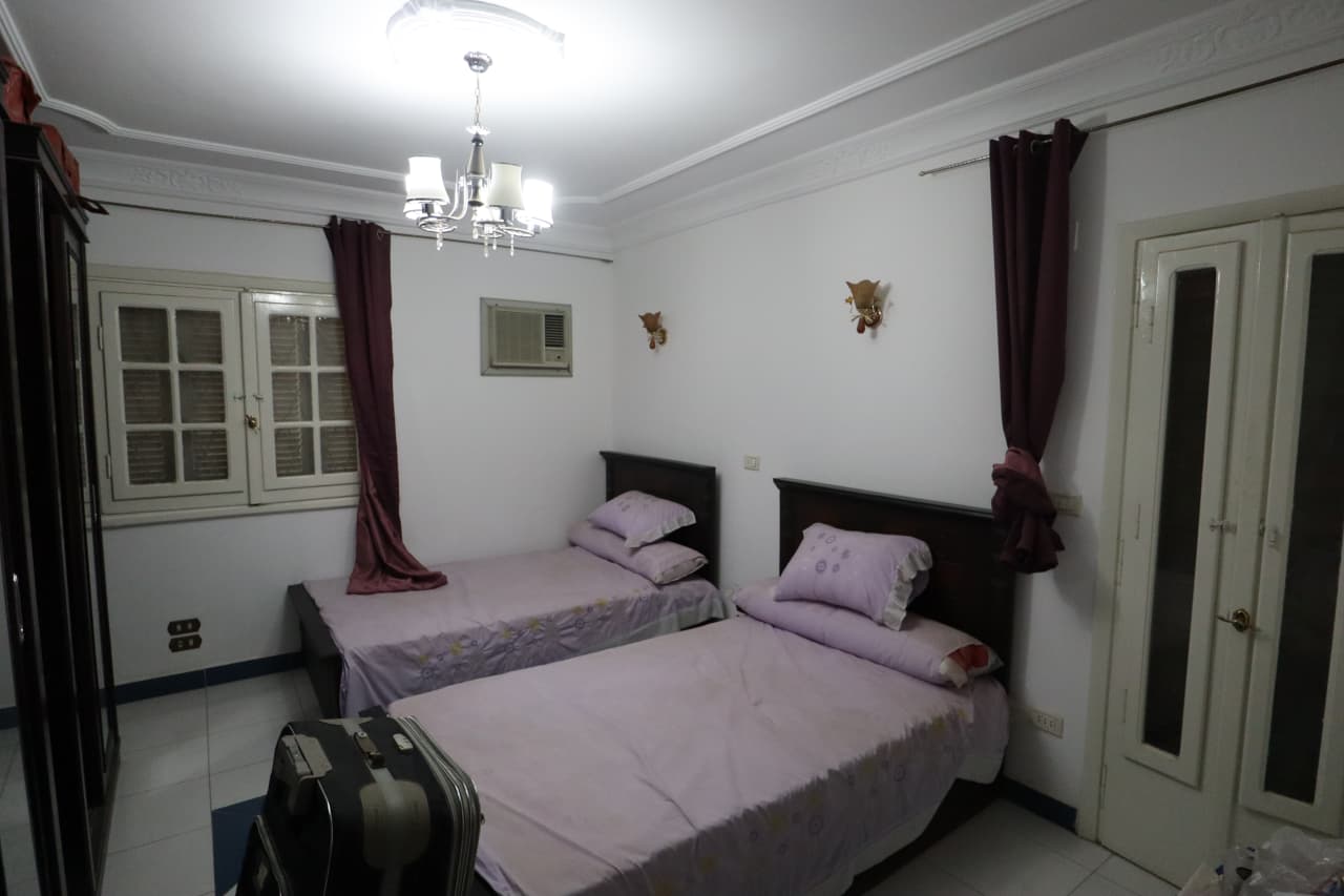 Cozy 2-BR Apartment with Peaceful Balcony Views in Maadi