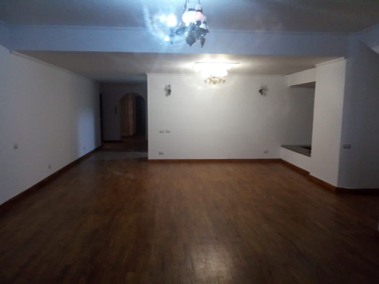 2 bedroom Office for rent in Degla