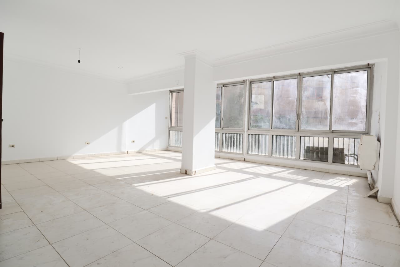 3 bedroom Apartment for rent in Sarayat
