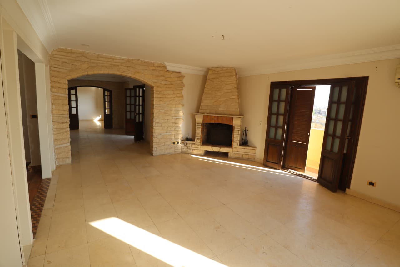 Semi Furnished Roof In Maadi Degla|150SQM|Wide Terrace
