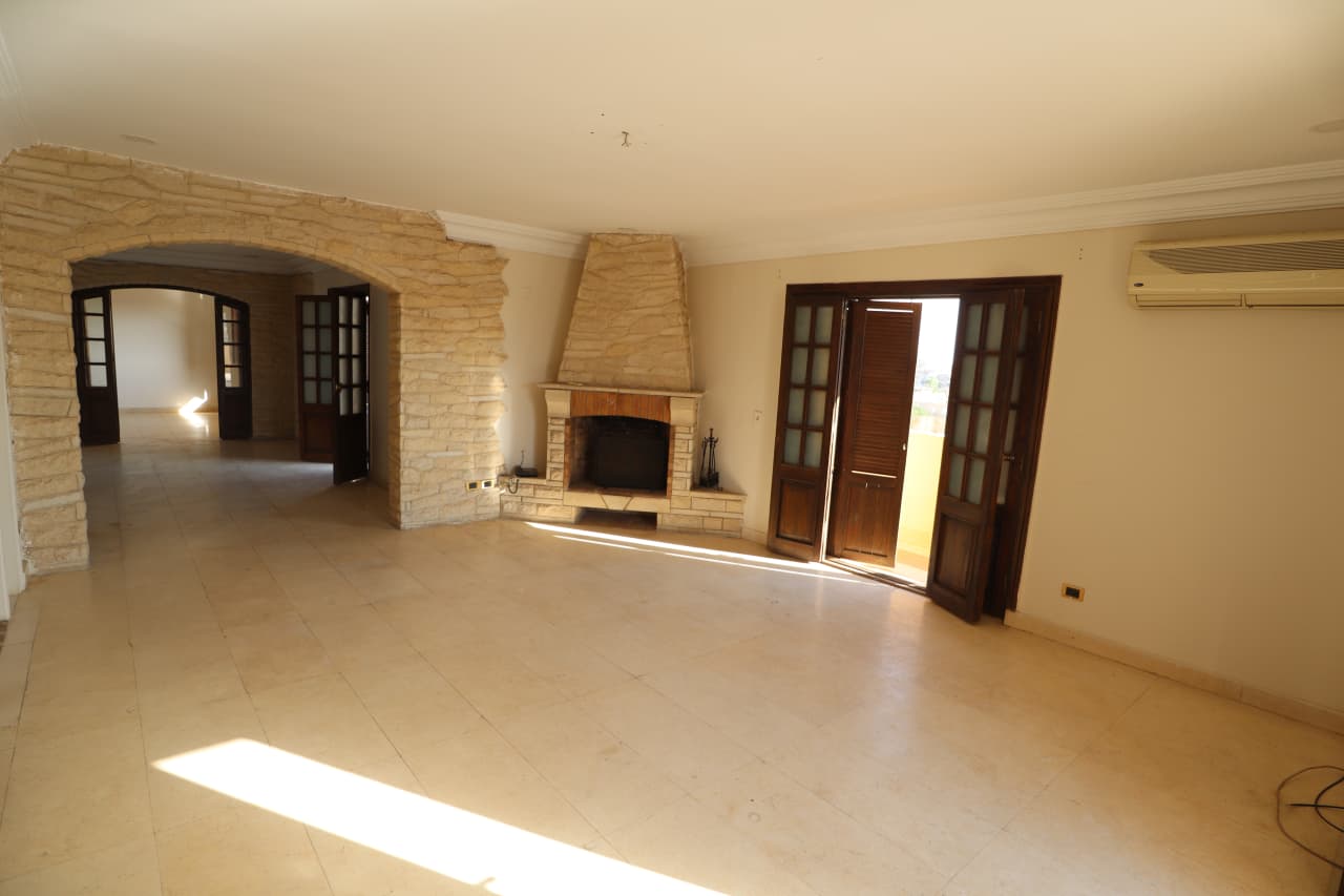 Semi Furnished Roof In Maadi Degla|150SQM|Wide Terrace