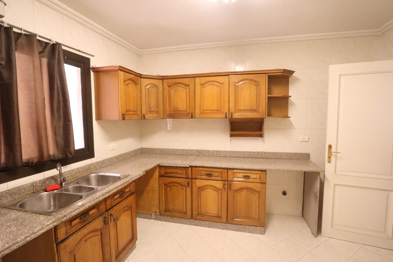 Bright Semi-Furnished Apartment In Maadi Degla.