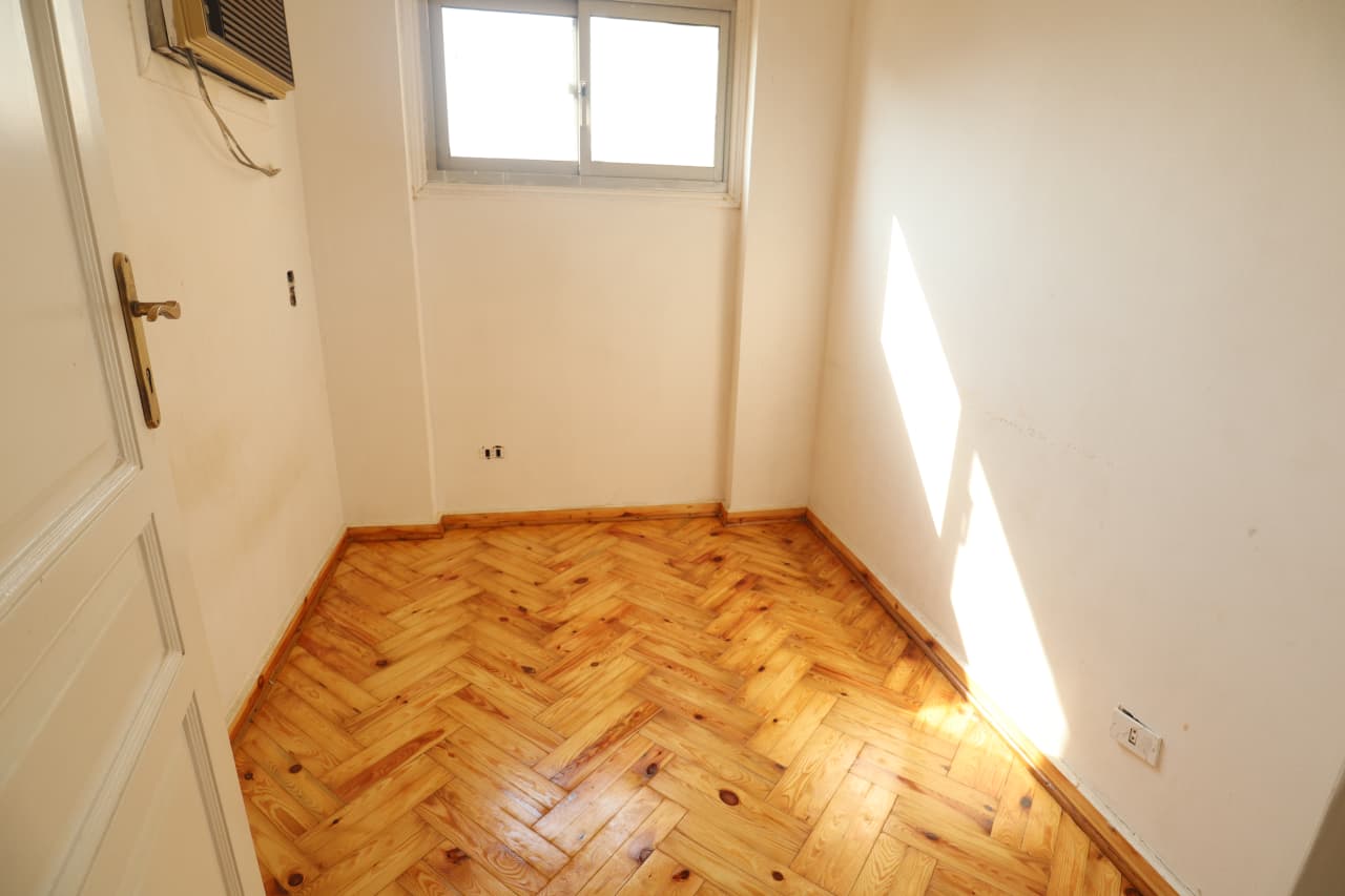 A Stunning Triplex Penthouse In Prime Maadi Degla.