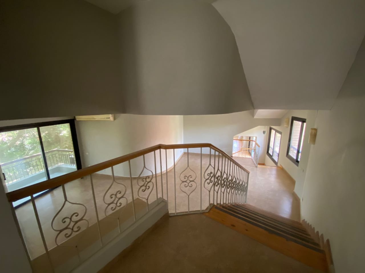 Elegant 3-Bedroom Penthouse in Prime Maadi