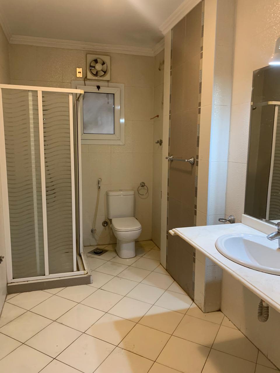Semi Furnished 3BR Apartment in Degla Near Amenities
