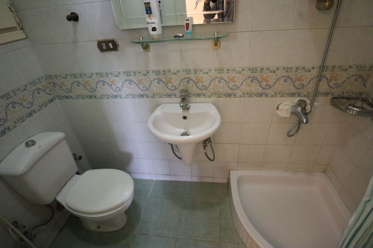 3-Bedroom Apartment with Green Views in Degla Maadi