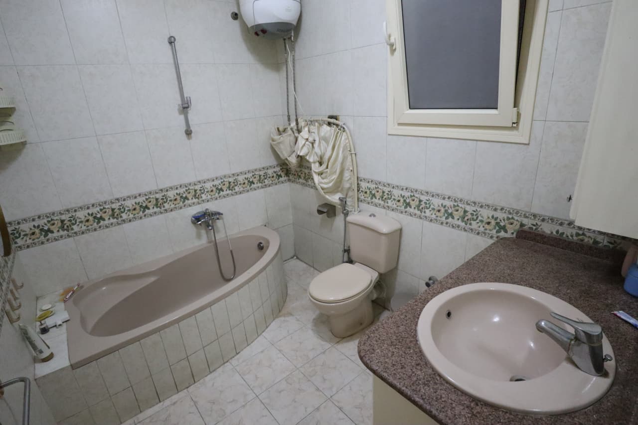 3-Bedroom Apartment with Green Views in Degla Maadi
